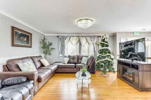 Remote-Work Ready: Family Home Near Pittsburgh
