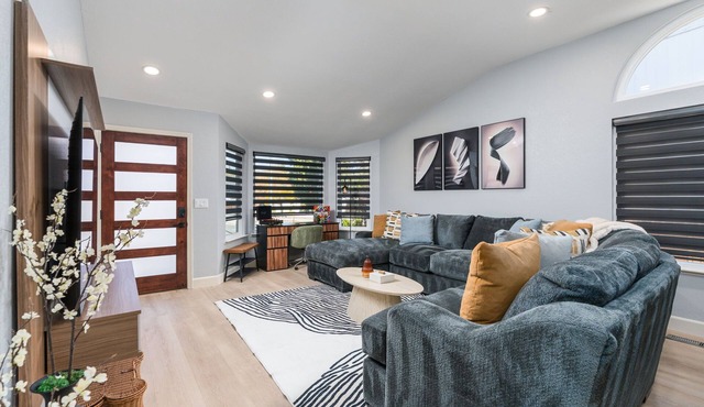 Reno Haven - Renovated Pet-Friendly Convention