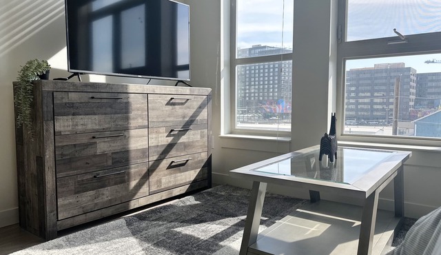 RiNo's Vibrant Studio Getaway