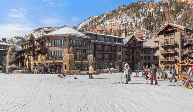 Ritz-Carlton Club, Aspen Highlands by Frias