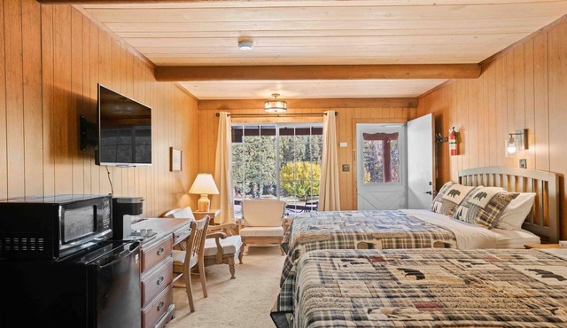 River's Edge Retreat: Your Launchpad for Colorado's Outdoor Wonders