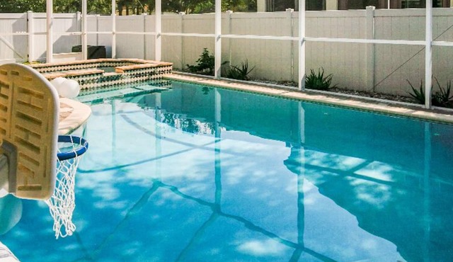 Riverview Oasis Pool, Spa & Family Arcade Fun