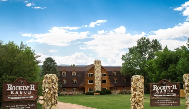 Rockin' R Ranch Lodge--Your Family Reunion Gathering Place