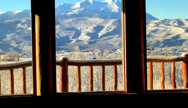 Rocky Mountain Paradise (read our reviews!)