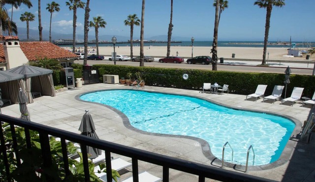 Santa Barbara Beachfront Escape! Pet Friendly Stay Steps to Stearns Wharf!