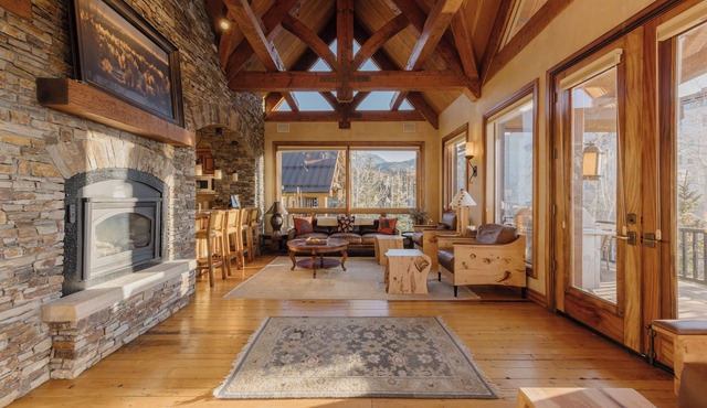 See Forever Cabin by InvitedHome | Walk to Hike and Festivals, Fireplace, Views