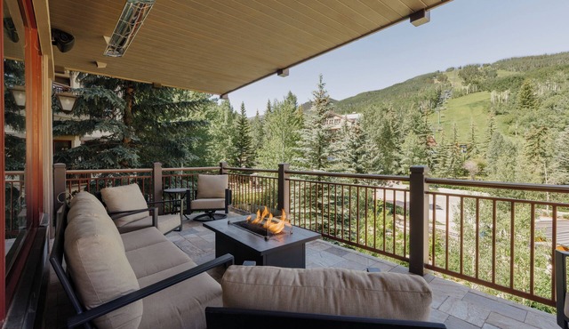 Serene Large Condo in Beaver Creek Village by InvitedHome | Balcony Views, Walk