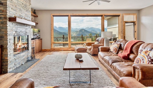Serenity Vacation Home at Windcliff