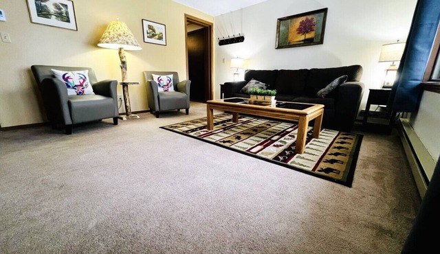 ❤️ Silver Street Condos Unit 3 - Ride to Alpine Loop from Your Front Door 🏔️🤩