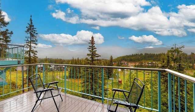Ski-in/out Purgatory condo with lake & mountain-view balcony, fireplace