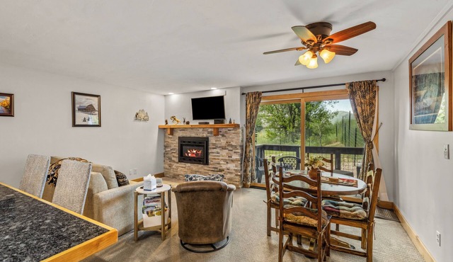 Ski-In/Ski-Out 1-Bedroom Condo w/Balcony and Fireplace!