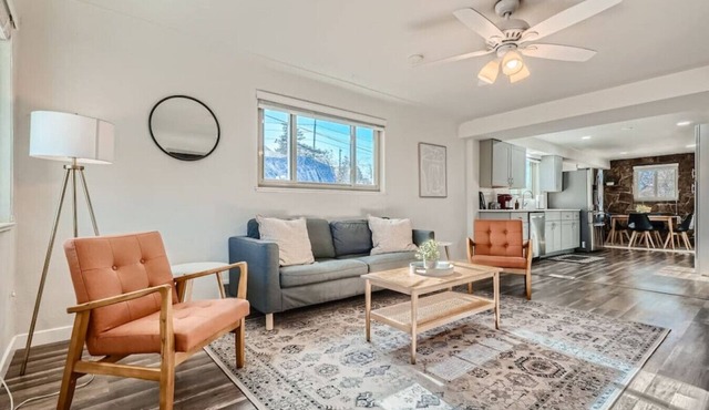 Sleeps 10 I Denver I Red Rocks I Tennyson I Pets