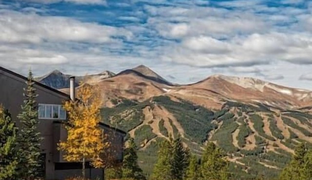 Sleeps 10 | Lux Resort | Concierge | Fireplace