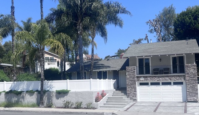 South Orange County 3BR/2BA Property with Lake & Community Pool Access Included