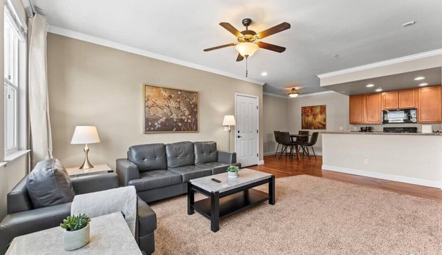 South Reno 1BR · Mountain Views, Pool & Mini Golf