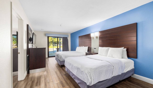 Spacious Accessible 2BR Suite | King + 2 Queens | Santa Cruz
