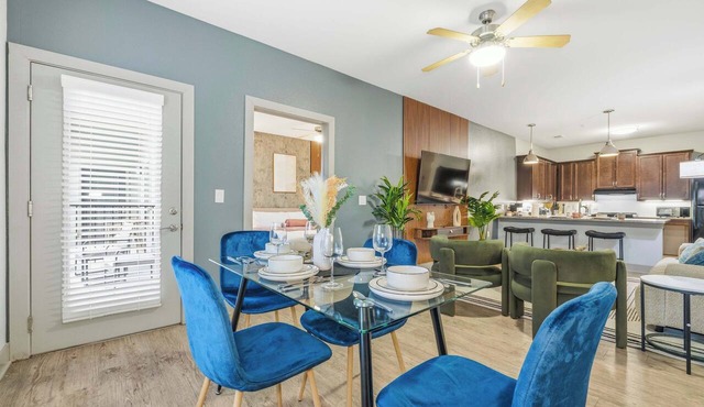 Spacious Modern 2BR | Free Parking | Near City Center