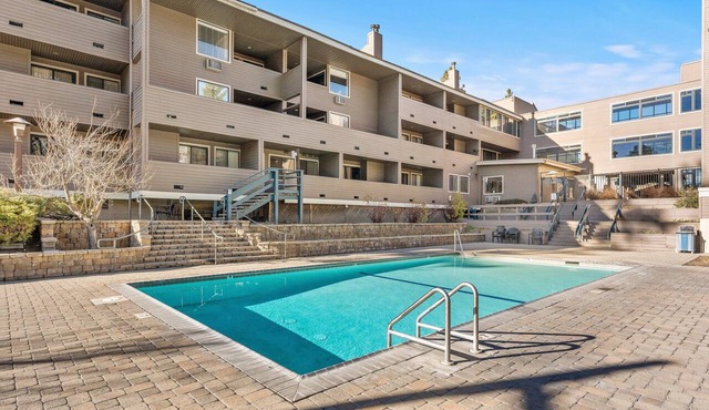 Steps to Beach | Views | Shared Pool & Hot Tub