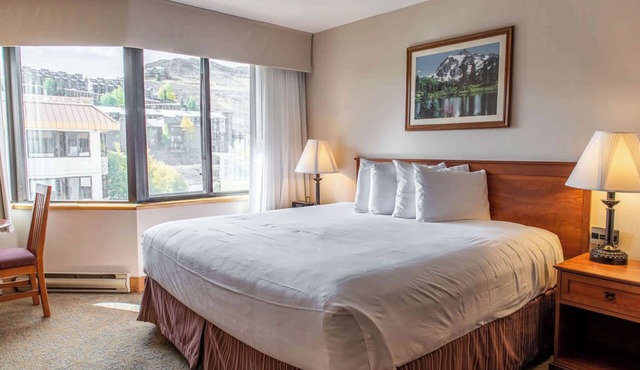 Studio by Resort with Pool, Hot Tub, Biking Trails, Pets Okay