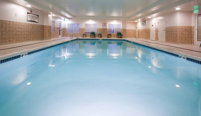 Studio Suite Near DEN | Breakfast Included