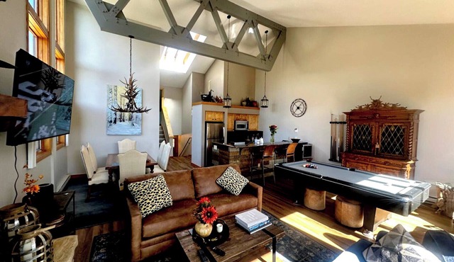 Stunning Skiers Paradise for Family Fun