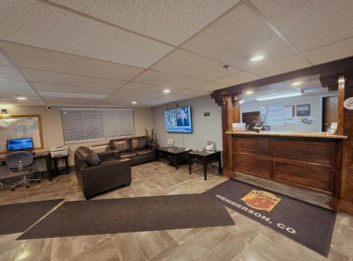 Super 8 by Wyndham Henderson North East Denver