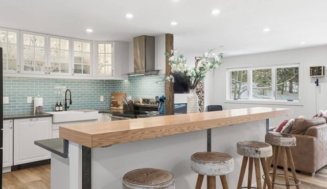 The Alpine Atelier I 4BR Townhome Near Shuttle Stop
