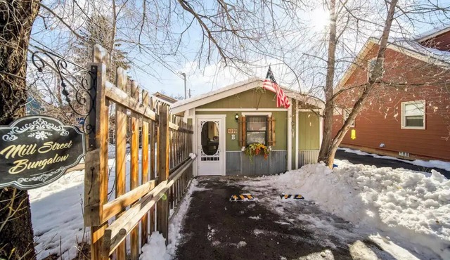 The Bungalow on Mill St.
