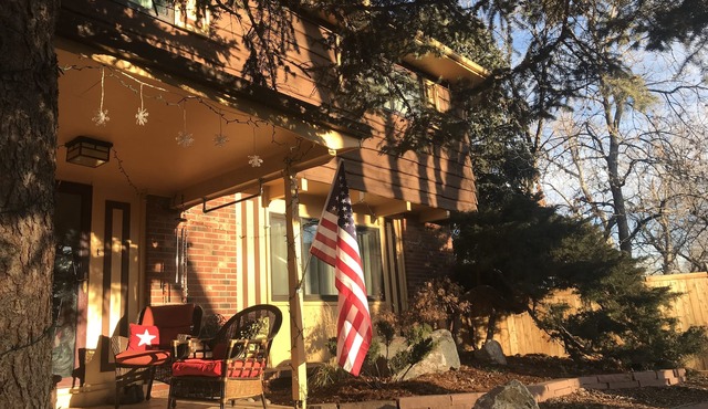 The Fantastic Classic Family Home in Boulder ⭐️ Great location, comfort & value!