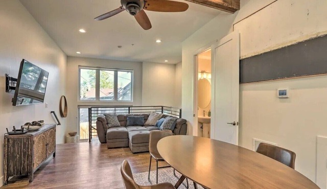 The Golden Star - 2 bed with private roof deck