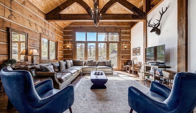 The Lodge at Stoney Ridge | A Mountain Mansion with Private Hot Tub, Amazing Views, & Patio!