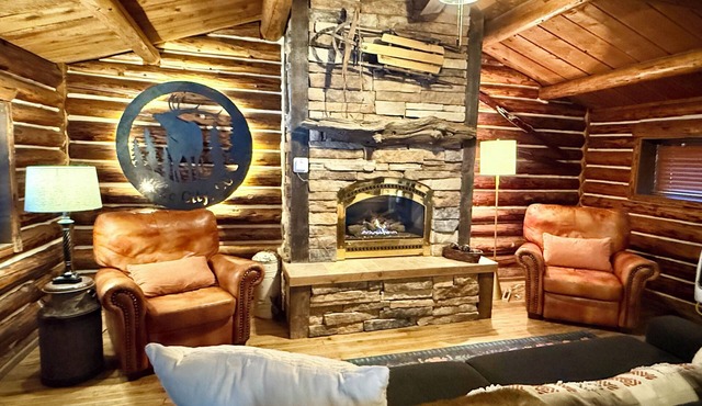 The Moose Goose Cabin by the Lake at Lake San Cristobal
