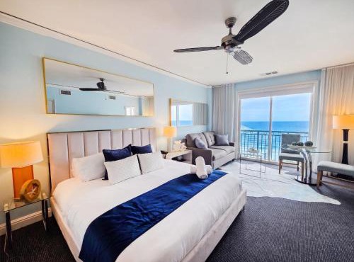The Palms, Ocean View Studio Located at Ritz Carlton - Key Biscayne