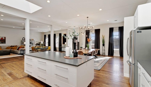 The Penthouse Loft in the Heart of Old Town!