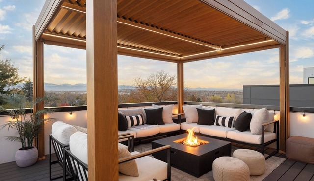 The Vista Haus Luxe Rooftop Near Denver & Red Rocks w/Mtn Views