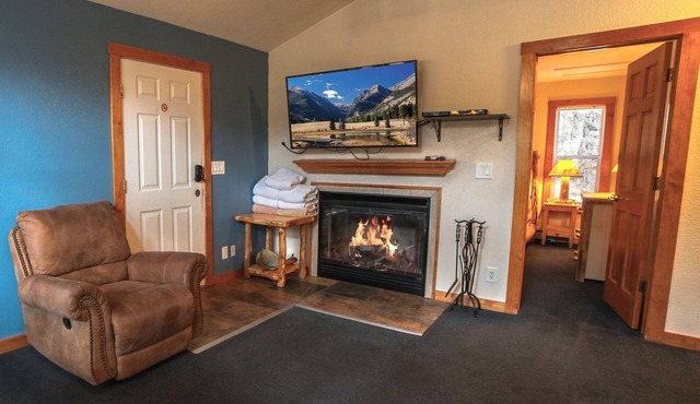 Timber Creek Chalets: 9 3 Bedroom Chalet