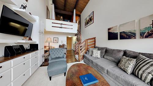 Timberline Condominiums Studio Loft Deluxe Unit 316