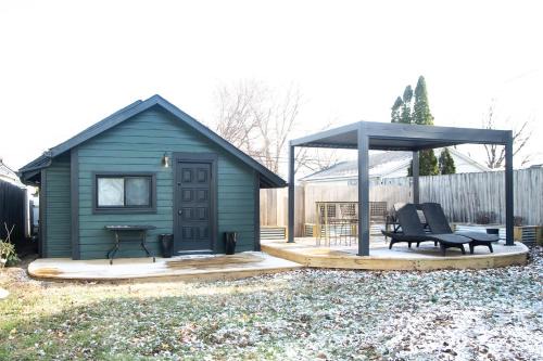 Tiny Home Built For A King