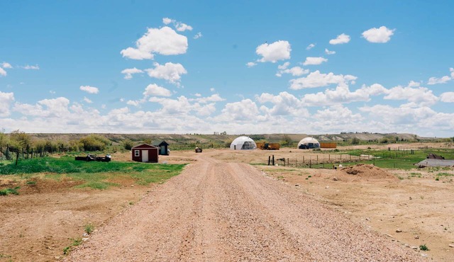 Total Ranch Retreat- 3 Separate Units, 2 RV Sites