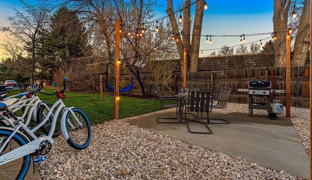 Ultimate Chill Zone | Bbq, Bikes, Pet Friendly!