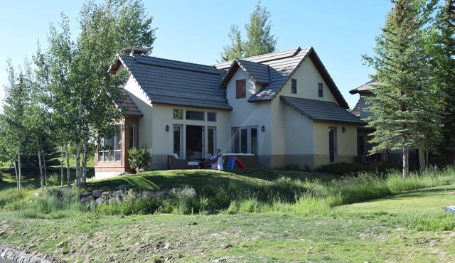 Vail - Club at Cordillera Mountain Home with Exclusive Golf/Ski Privileges