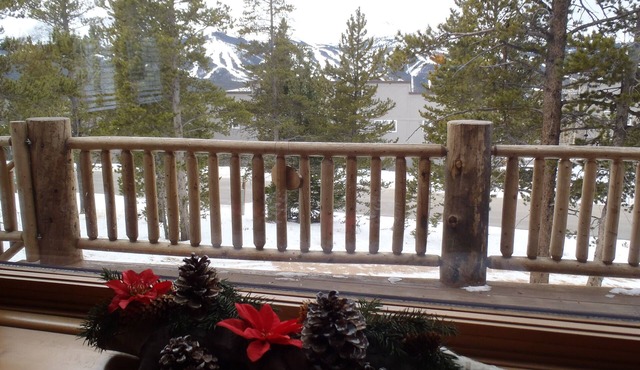 Very Charming Rustic Log Home With Private Hot Tub On Breckenridge Shuttle Route