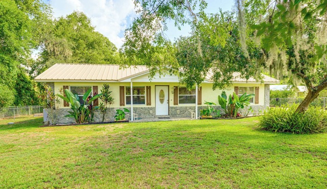Welcoming Bartow Home Near Family Attractions!