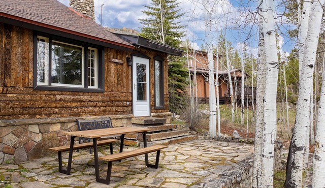 West Portal Cabin 4 Bedroom Cabin