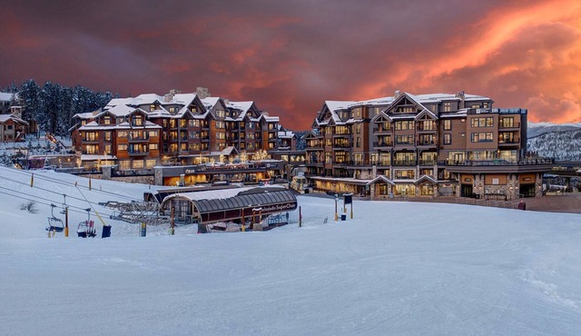 XMAS WEEK Ultimate High Floor Upslope Facing Ski-In-Out 2,600sf 4BR,5BA