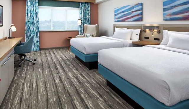 Your Coastal Base for Beach, Wine & Sunset Experiences