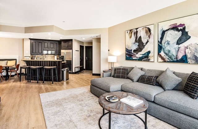 Luxurious & newly remodeled ski-in/ski-out with gorgeous views!