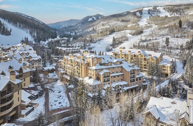 Spacious Bi-Level 3 Bedroom Plus Loft Condo in the Heart of Beaver Creek Village