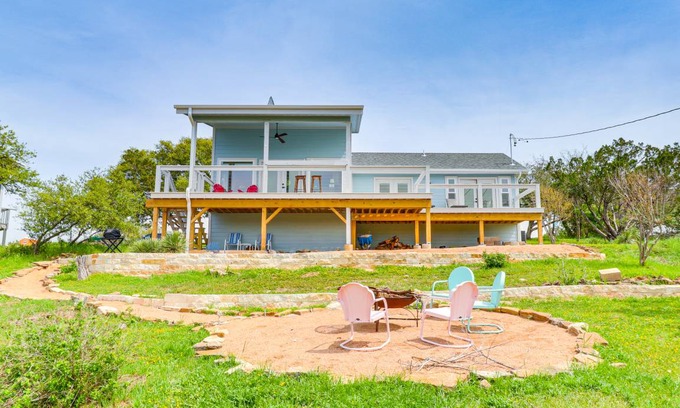 Burnet House | 122 m² House ∙ 2 bedrooms ∙ 6 guests