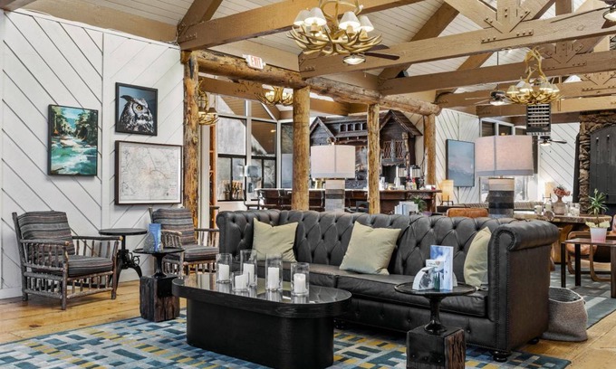 Mammoth Lakes Resort | 370 m² Resort ∙ 2 bedrooms ∙ 127 guests